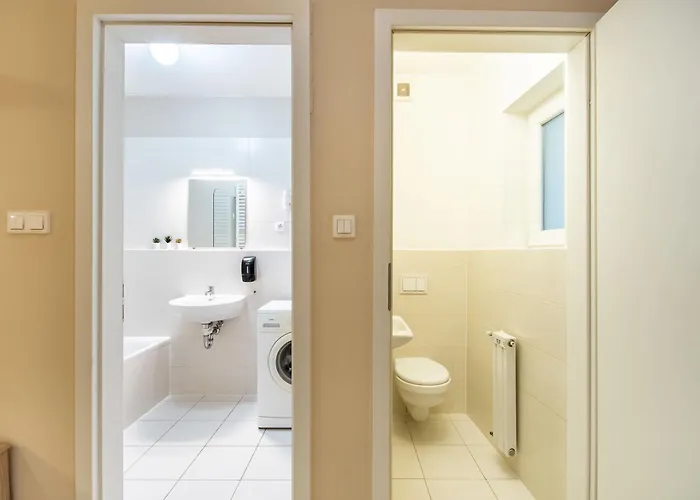 Comfy - Modern - Downtown - Ac *