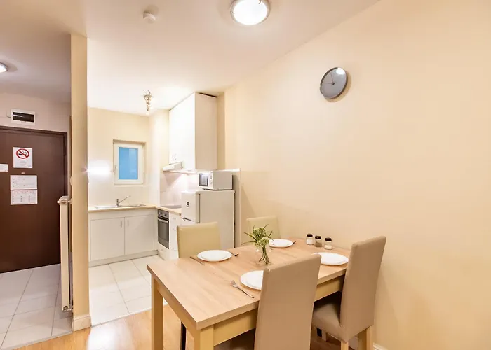 Comfy - Modern - Downtown - Ac *